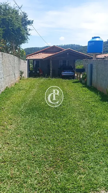 Chácara com 3 quartos à venda, 1000m2 em Paraibuna - SP - imagem 2 Foto 2 de Chácara com 3 quartos à venda, 1000m2 em Paraibuna - SP