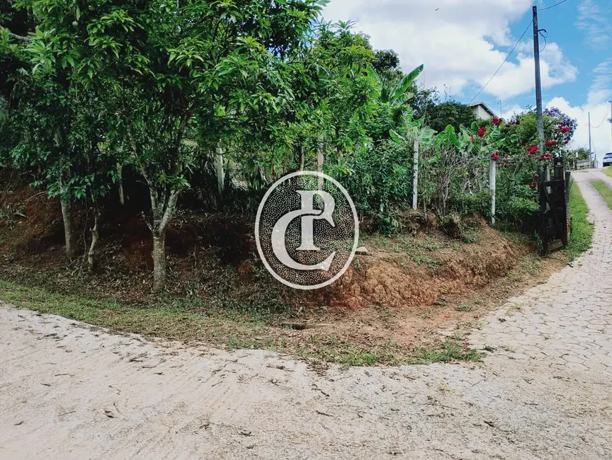 Foto 11 de Chácara à venda em Paraibuna - SP
