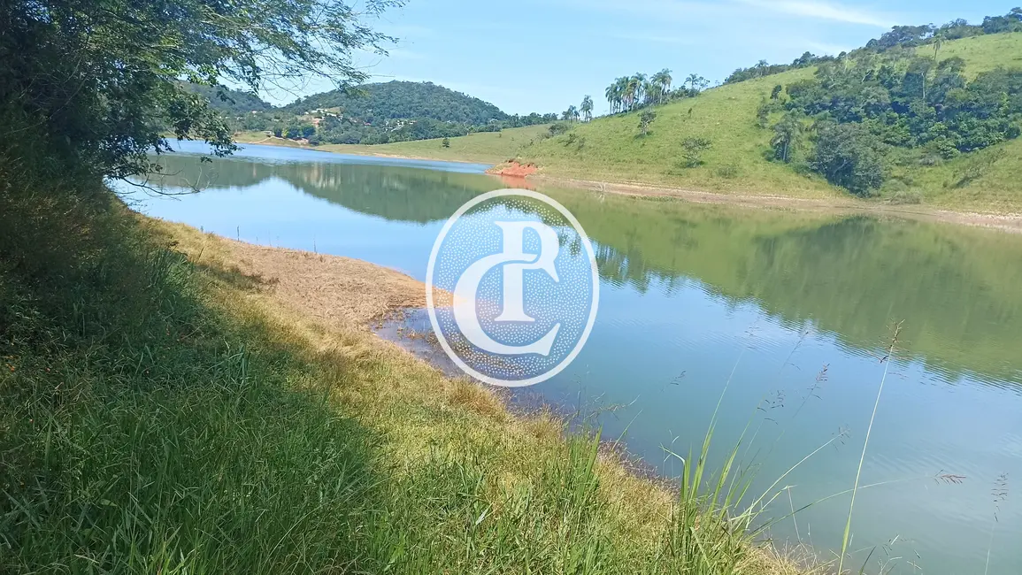 Chácara à venda em Paraibuna - SP - imagem 6 Foto 6 de Chácara à venda em Paraibuna - SP