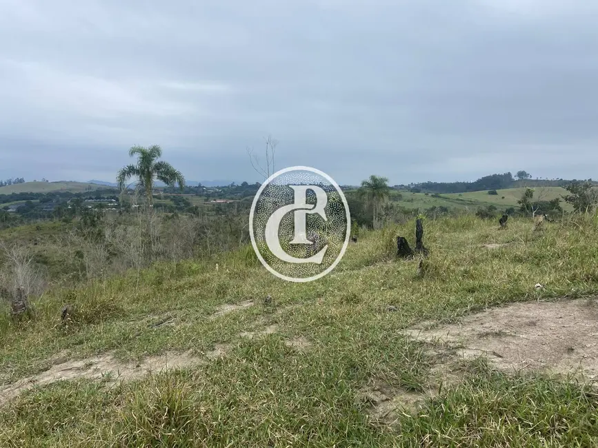 Chácara à venda, 21000m2 em Jardim Califórnia, Jacarei - SP - imagem 9 Foto 9 de Chácara à venda, 21000m2 em Jardim Califórnia, Jacarei - SP