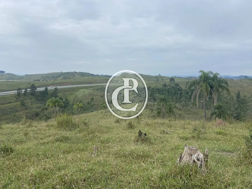 Foto 11 de Chácara à venda, 21000m2 em Jardim Califórnia, Jacarei - SP