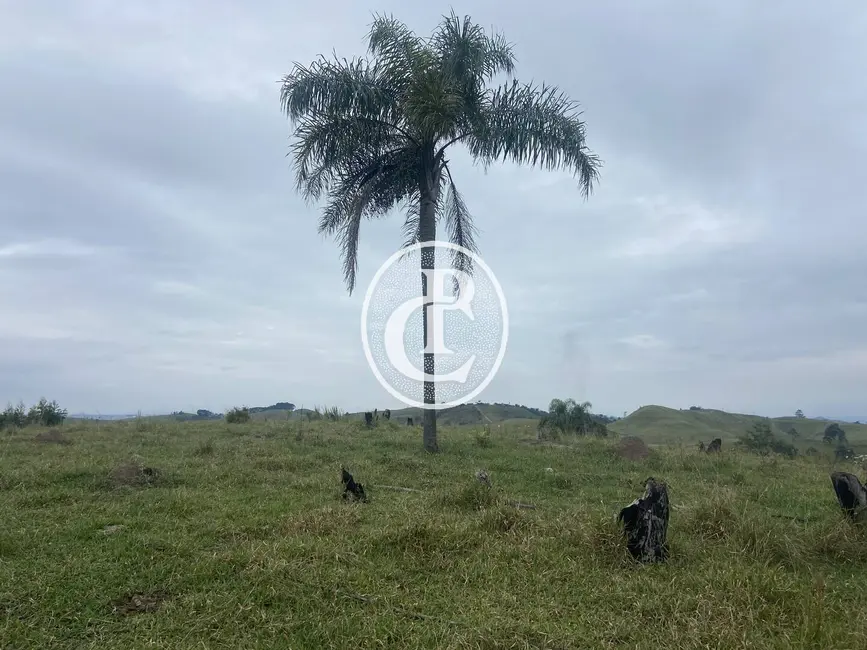 Foto 20 de Chácara à venda, 21000m2 em Jardim Califórnia, Jacarei - SP