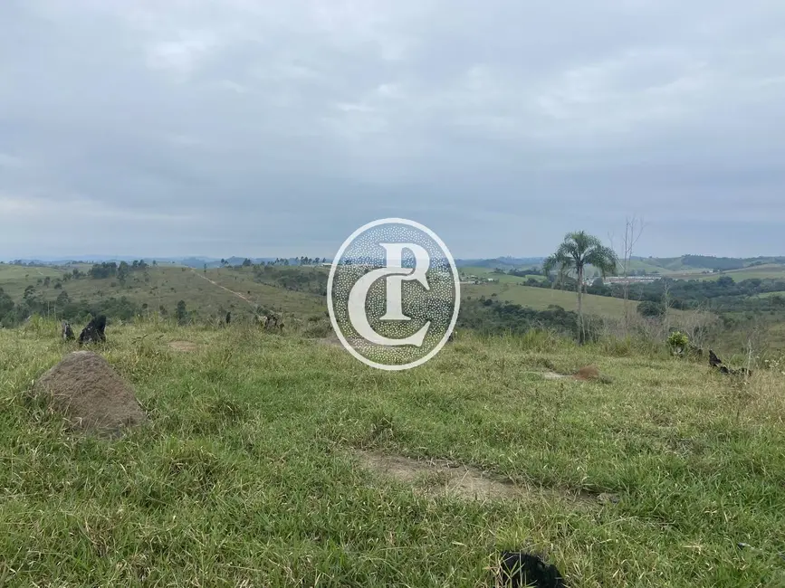 Foto 17 de Chácara à venda, 21000m2 em Jardim Califórnia, Jacarei - SP