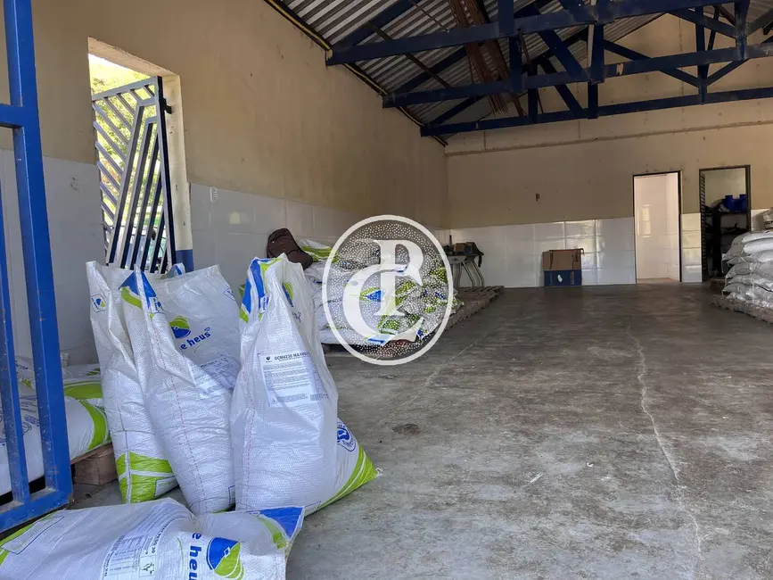 Foto 2 de Fazenda / Haras com 2 quartos à venda, 56m2 em Pindamonhangaba - SP