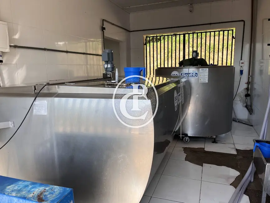 Foto 5 de Fazenda / Haras com 2 quartos à venda, 56m2 em Pindamonhangaba - SP