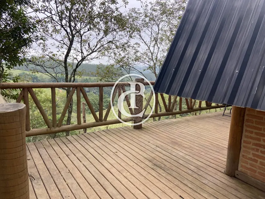 Foto 2 de Chácara com 1 quarto à venda, 1000m2 em Sao Jose Dos Campos - SP