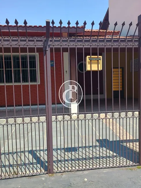 Casa com 3 quartos à venda, 265m2 em Sao Jose Dos Campos - SP - imagem 1 Foto 1 de Casa com 3 quartos à venda, 265m2 em Sao Jose Dos Campos - SP