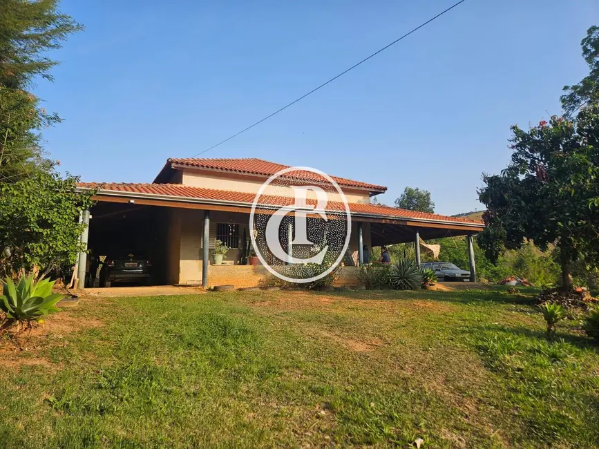 Chácara com 4 quartos à venda, 3800m2 em Jambeiro - SP - imagem 1 Foto 1 de Chácara com 4 quartos à venda, 3800m2 em Jambeiro - SP