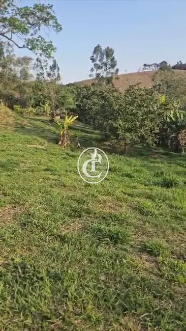 Chácara com 4 quartos à venda, 3800m2 em Jambeiro - SP - imagem 5 Foto 5 de Chácara com 4 quartos à venda, 3800m2 em Jambeiro - SP