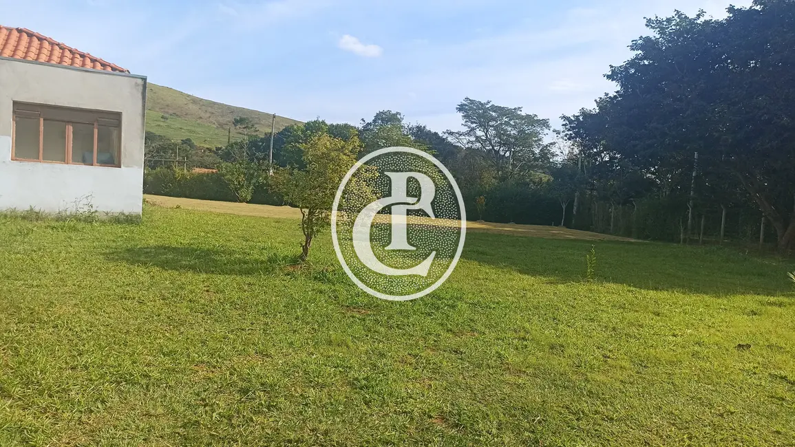 Foto 5 de Chácara com 3 quartos à venda, 1600m2 em Centro, Jambeiro - SP