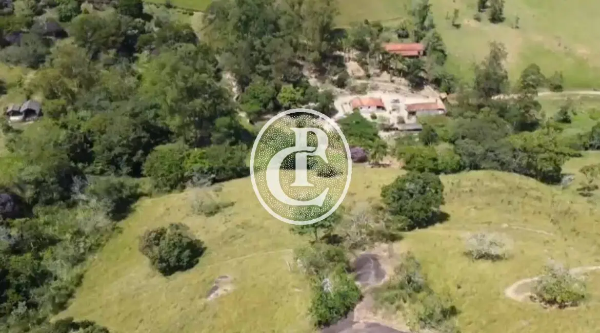 Sítio / Rancho com 4 quartos à venda, 157300m2 em Paraibuna - SP - imagem 1 Foto 1 de Sítio / Rancho com 4 quartos à venda, 157300m2 em Paraibuna - SP