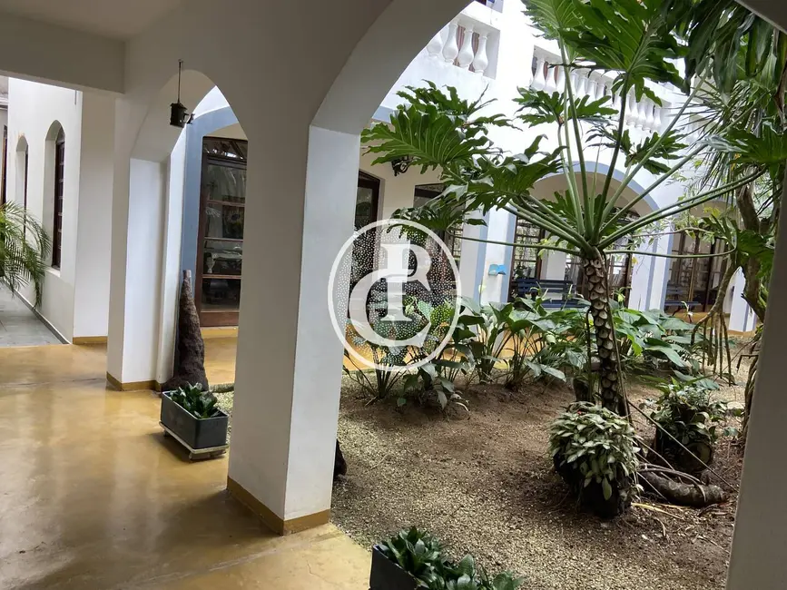 Foto 9 de Sala Comercial à venda, 1000m2 em Centro, Ubatuba - SP