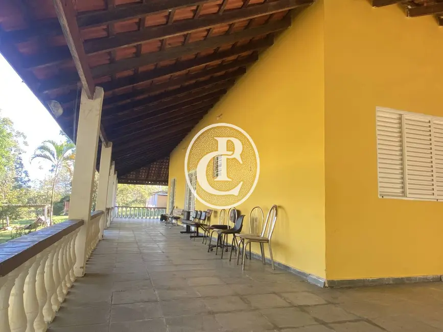 Chácara com 3 quartos à venda, 1000m2 em Boa Vista, Cacapava - SP - imagem 4 Foto 4 de Chácara com 3 quartos à venda, 1000m2 em Boa Vista, Cacapava - SP