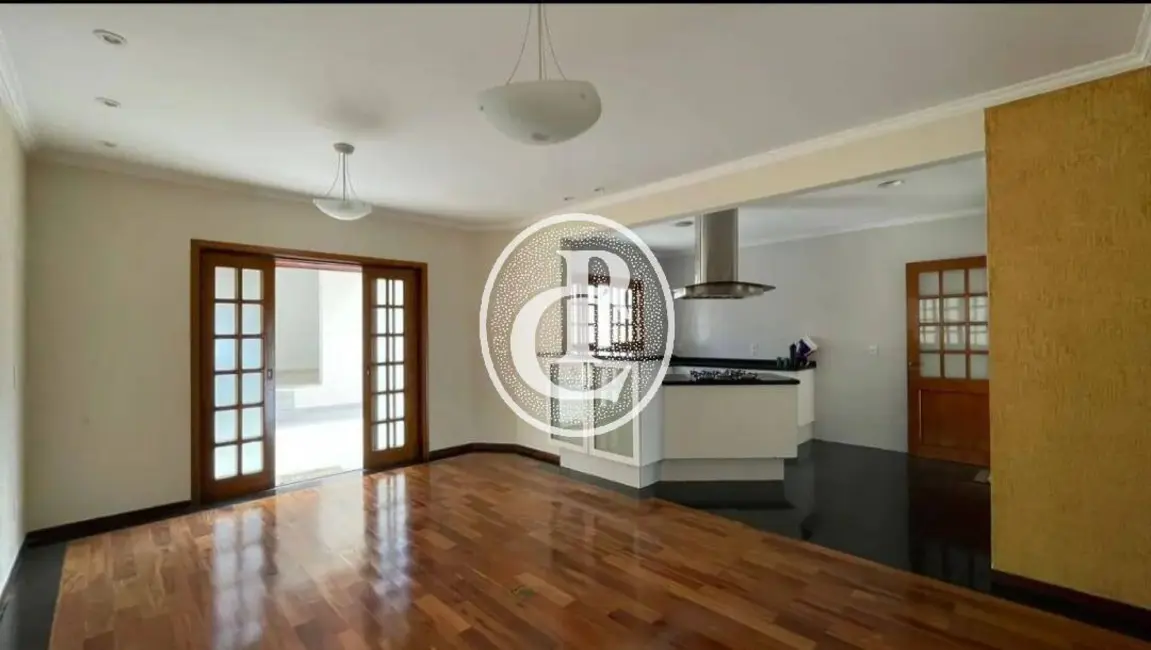 Foto 6 de Casa com 3 quartos à venda, 300m2 em Sao Jose Dos Campos - SP