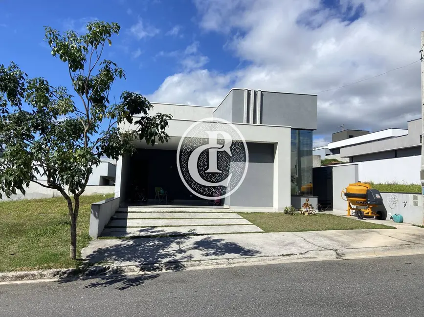 Casa com 3 quartos à venda, 250m2 em Cacapava - SP - imagem 1 Foto 1 de Casa com 3 quartos à venda, 250m2 em Cacapava - SP