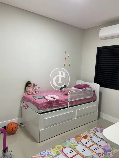 Casa com 3 quartos à venda, 250m2 em Cacapava - SP - imagem 4 Foto 4 de Casa com 3 quartos à venda, 250m2 em Cacapava - SP