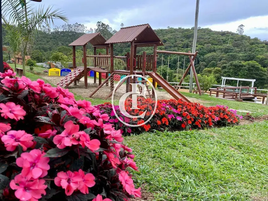 Chácara com 3 quartos à venda, 22600m2 em Paraibuna - SP - imagem 2 Foto 2 de Chácara com 3 quartos à venda, 22600m2 em Paraibuna - SP