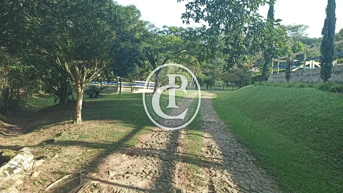 Chácara com 3 quartos à venda, 250m2 em Jambeiro - SP - imagem 8 Foto 8 de Chácara com 3 quartos à venda, 250m2 em Jambeiro - SP