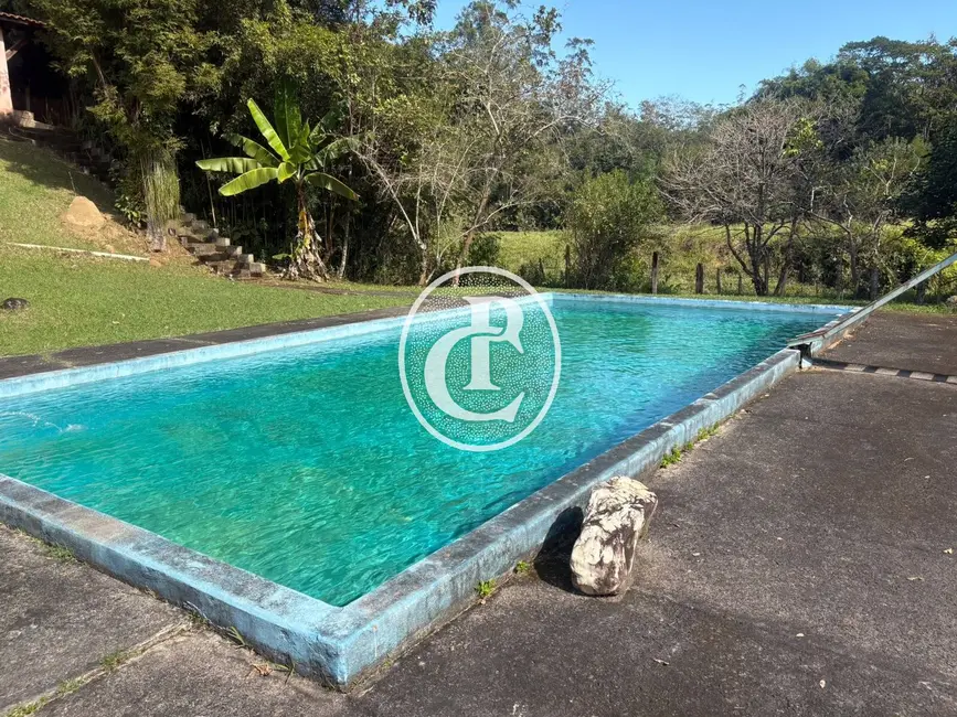 Foto 2 de Chácara com 2 quartos à venda, 250m2 em Sao Jose Dos Campos - SP
