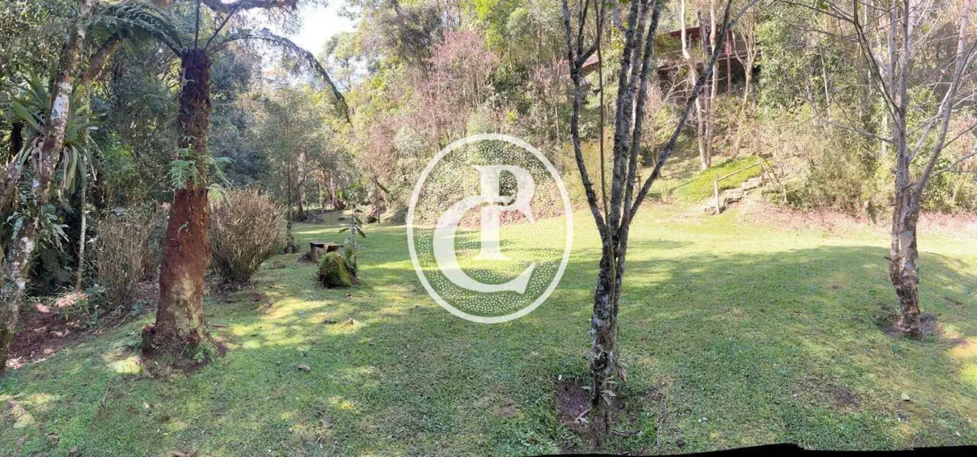 Sítio / Rancho com 3 quartos à venda, 460m2 em Sao Jose Dos Campos - SP - imagem 4 Foto 4 de Sítio / Rancho com 3 quartos à venda, 460m2 em Sao Jose Dos Campos - SP