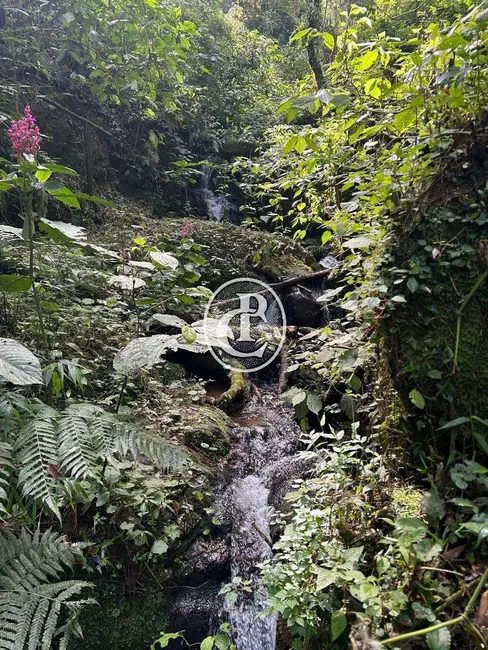 Sítio / Rancho com 3 quartos à venda, 460m2 em Sao Jose Dos Campos - SP - imagem 7 Foto 7 de Sítio / Rancho com 3 quartos à venda, 460m2 em Sao Jose Dos Campos - SP