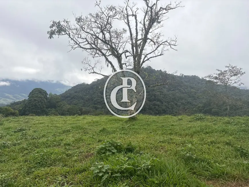 Foto 2 de Sítio / Rancho com 3 quartos à venda, 2000m2 em Sao Jose Dos Campos - SP