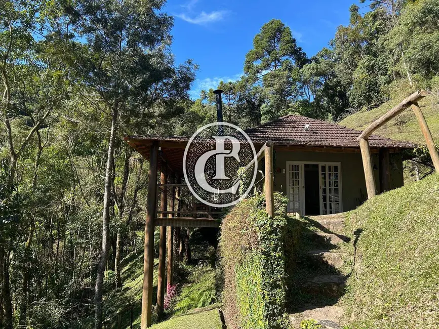 Sítio / Rancho com 3 quartos à venda, 150m2 em Sao Jose Dos Campos - SP - imagem 7 Foto 7 de Sítio / Rancho com 3 quartos à venda, 150m2 em Sao Jose Dos Campos - SP