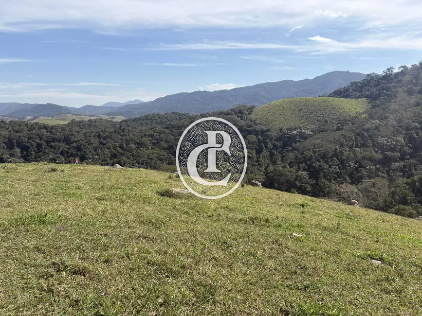 Sítio / Rancho à venda, 121000m2 em Sao Jose Dos Campos - SP - imagem 6 Foto 6 de Sítio / Rancho à venda, 121000m2 em Sao Jose Dos Campos - SP