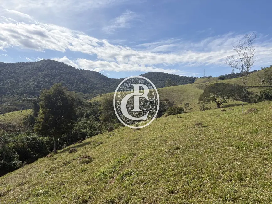 Sítio / Rancho à venda, 121000m2 em Sao Jose Dos Campos - SP - imagem 3 Foto 3 de Sítio / Rancho à venda, 121000m2 em Sao Jose Dos Campos - SP
