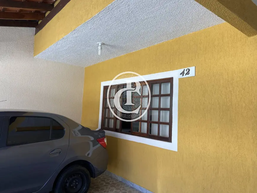 Sobrado com 4 quartos à venda, 250m2 em Sao Jose Dos Campos - SP - imagem 3 Foto 3 de Sobrado com 4 quartos à venda, 250m2 em Sao Jose Dos Campos - SP