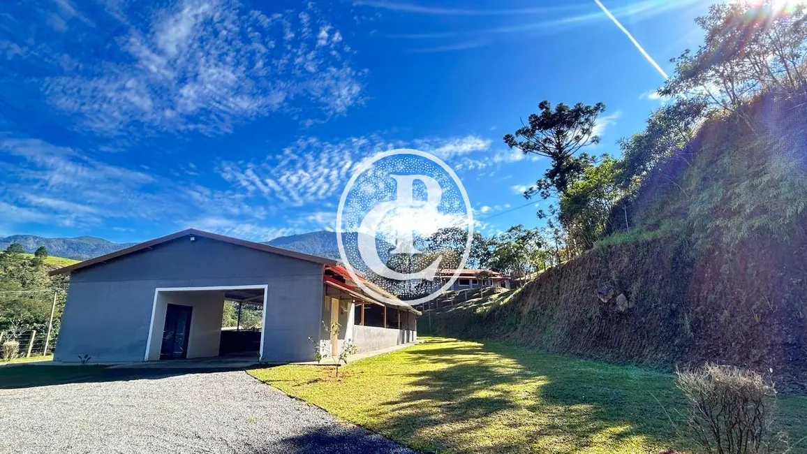 Fazenda / Haras com 10 quartos à venda, 80m2 em Sao Jose Dos Campos - SP - imagem 2 Foto 2 de Fazenda / Haras com 10 quartos à venda, 80m2 em Sao Jose Dos Campos - SP