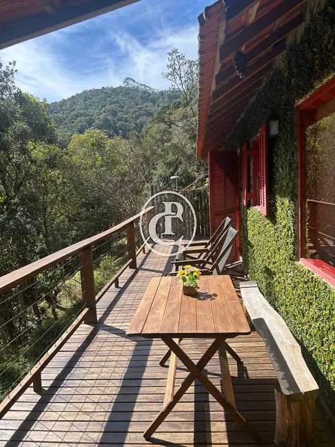 Foto 4 de Sítio / Rancho com 5 quartos à venda, 10m2 em Sao Jose Dos Campos - SP