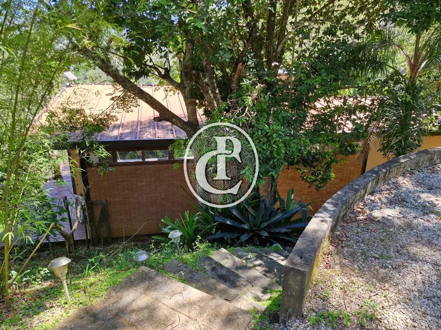 Chácara com 3 quartos à venda, 20m2 em Sao Jose Dos Campos - SP - imagem 6 Foto 6 de Chácara com 3 quartos à venda, 20m2 em Sao Jose Dos Campos - SP