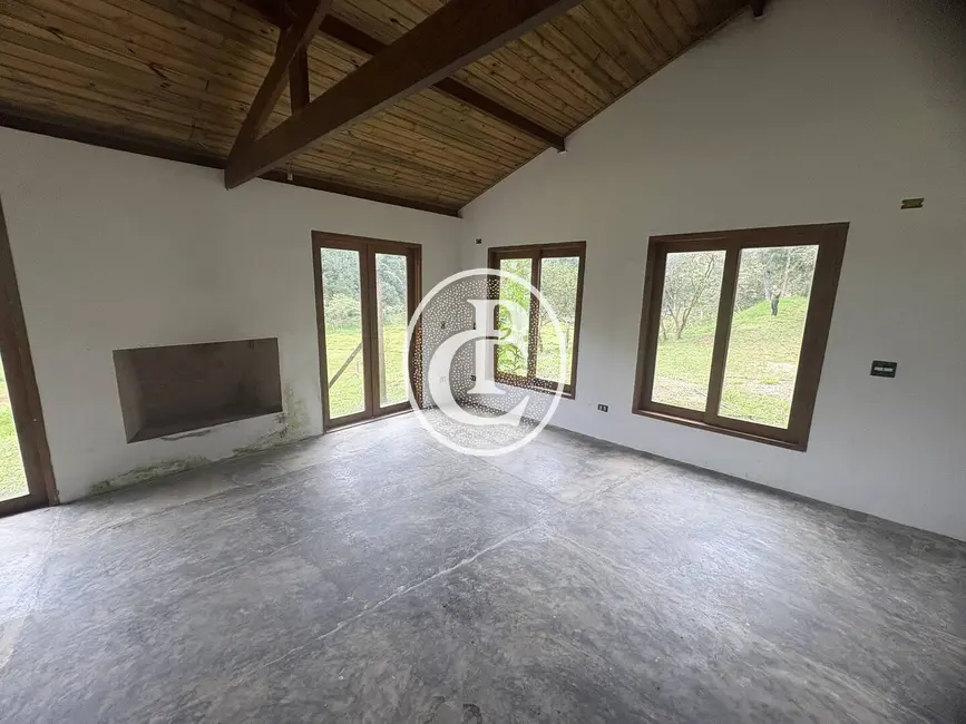 Chácara com 1 quarto à venda, 24200m2 em Sao Jose Dos Campos - SP - imagem 2 Foto 2 de Chácara com 1 quarto à venda, 24200m2 em Sao Jose Dos Campos - SP