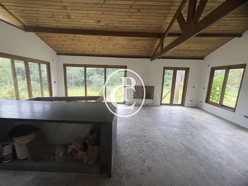 Chácara com 1 quarto à venda, 24200m2 em Sao Jose Dos Campos - SP - imagem 6 Foto 6 de Chácara com 1 quarto à venda, 24200m2 em Sao Jose Dos Campos - SP
