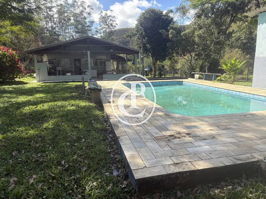 Chácara com 4 quartos à venda, 200m2 em Sao Jose Dos Campos - SP - imagem 9 Foto 9 de Chácara com 4 quartos à venda, 200m2 em Sao Jose Dos Campos - SP