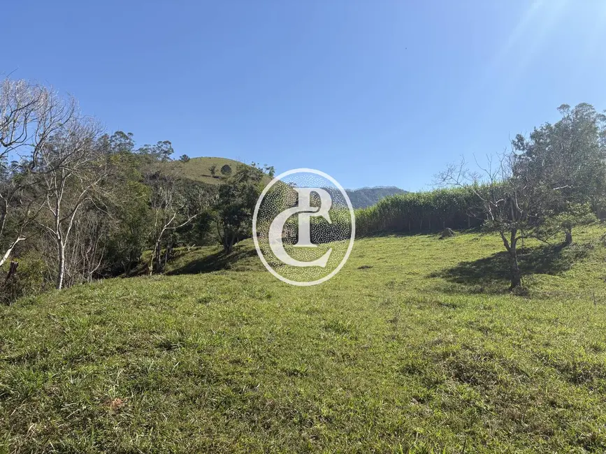 Sítio / Rancho com 1 quarto à venda, 50m2 em Sao Jose Dos Campos - SP - imagem 6 Foto 6 de Sítio / Rancho com 1 quarto à venda, 50m2 em Sao Jose Dos Campos - SP