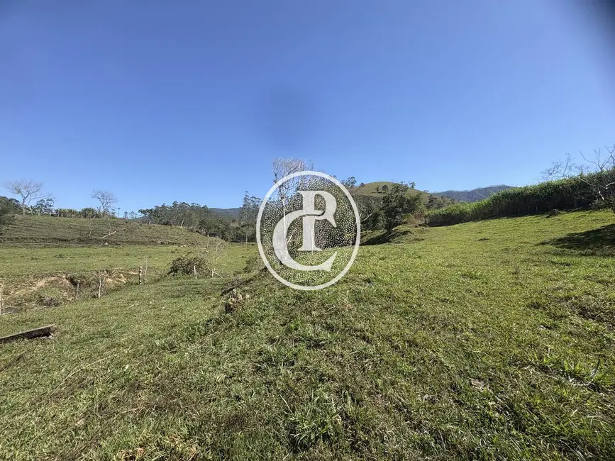 Sítio / Rancho com 1 quarto à venda, 50m2 em Sao Jose Dos Campos - SP - imagem 2 Foto 2 de Sítio / Rancho com 1 quarto à venda, 50m2 em Sao Jose Dos Campos - SP