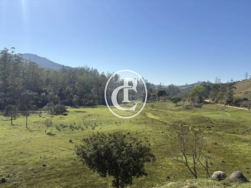Sítio / Rancho com 1 quarto à venda, 50m2 em Sao Jose Dos Campos - SP - imagem 8 Foto 8 de Sítio / Rancho com 1 quarto à venda, 50m2 em Sao Jose Dos Campos - SP