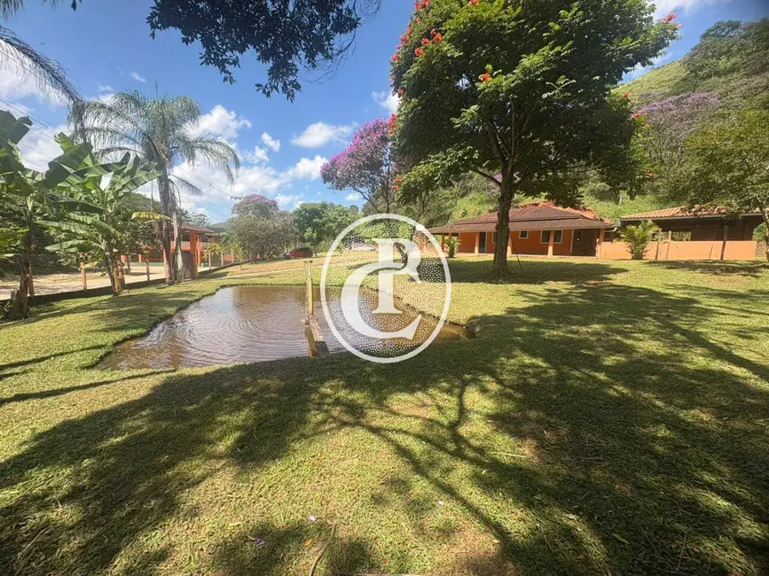 Chácara com 3 quartos à venda, 100m2 em Sao Jose Dos Campos - SP - imagem 3 Foto 3 de Chácara com 3 quartos à venda, 100m2 em Sao Jose Dos Campos - SP