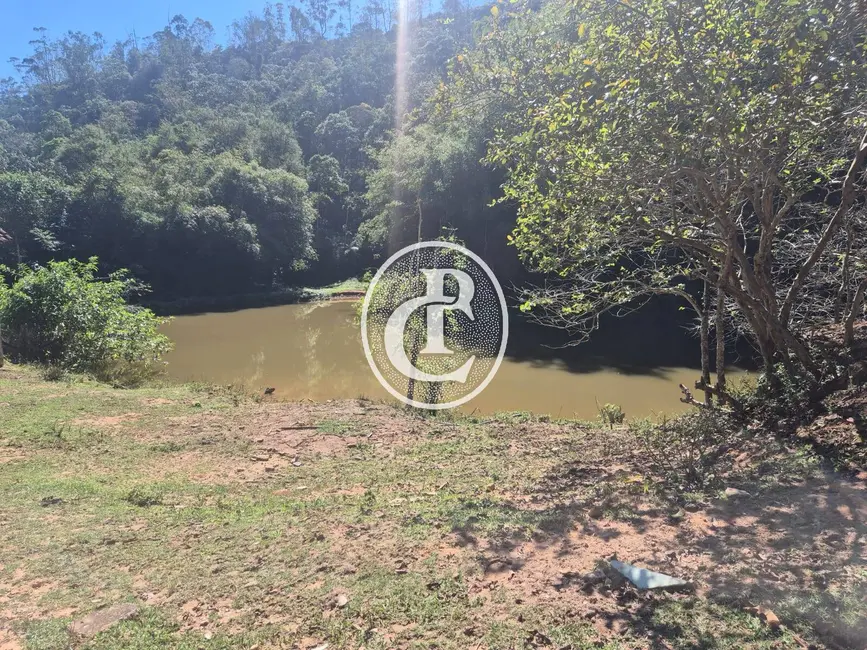 Fazenda / Haras com 4 quartos à venda, 171m2 em Sao Jose Dos Campos - SP - imagem 7 Foto 7 de Fazenda / Haras com 4 quartos à venda, 171m2 em Sao Jose Dos Campos - SP
