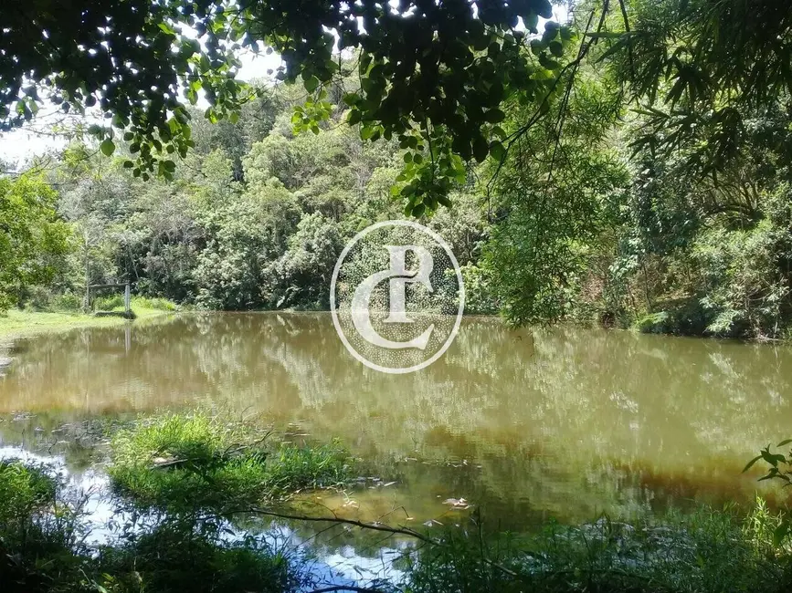 Foto 4 de Sítio / Rancho com 4 quartos à venda, 2645m2 em Sao Jose Dos Campos - SP