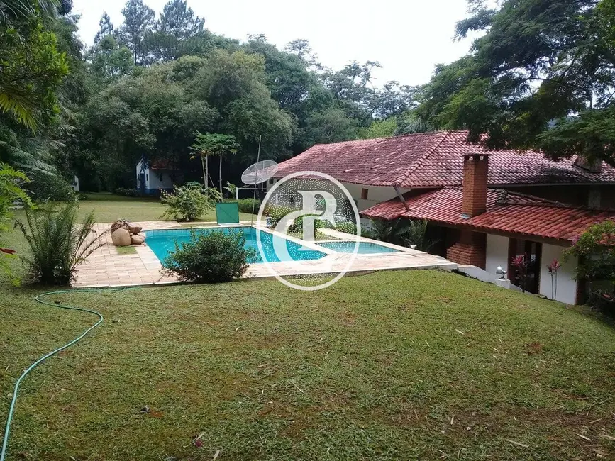 Foto 1 de Sítio / Rancho com 4 quartos à venda, 2645m2 em Sao Jose Dos Campos - SP
