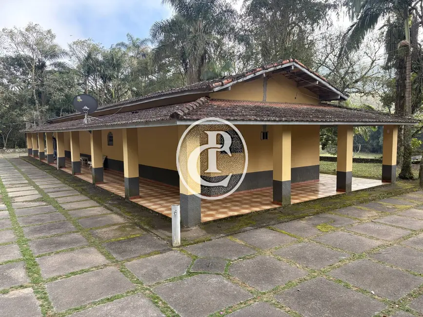 Foto 3 de Fazenda / Haras com 10 quartos à venda, 80m2 em Sao Jose Dos Campos - SP