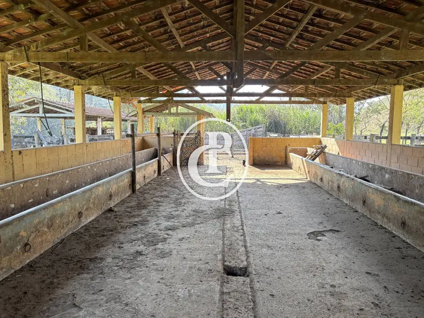 Foto 5 de Fazenda / Haras com 10 quartos à venda, 80m2 em Sao Jose Dos Campos - SP