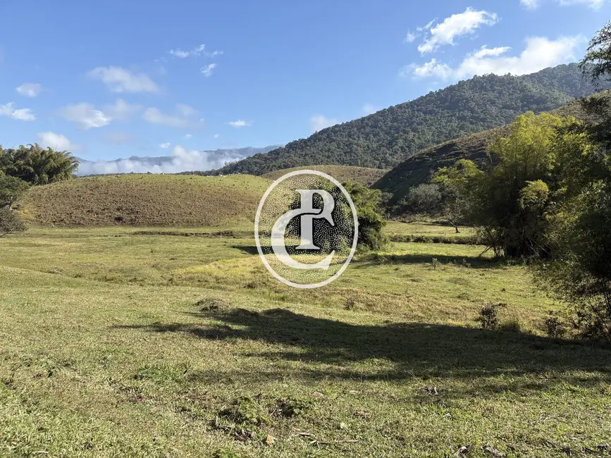 Foto 2 de Fazenda / Haras com 10 quartos à venda, 80m2 em Sao Jose Dos Campos - SP