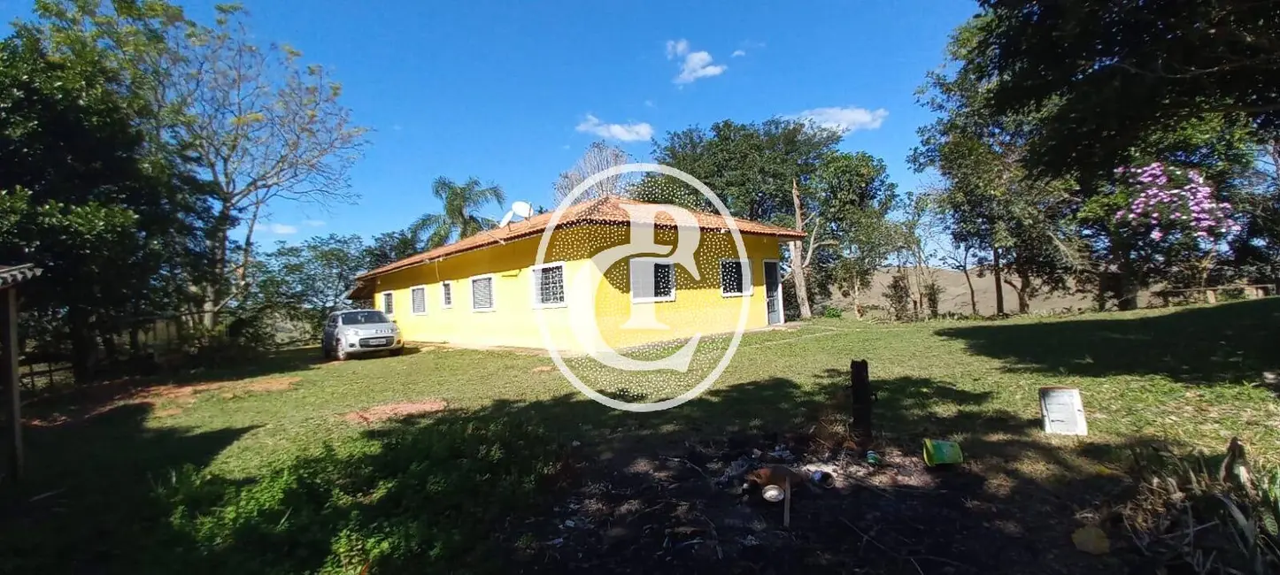 Sítio / Rancho com 2 quartos à venda, 100m2 em Sao Jose Dos Campos - SP - imagem 5 Foto 5 de Sítio / Rancho com 2 quartos à venda, 100m2 em Sao Jose Dos Campos - SP