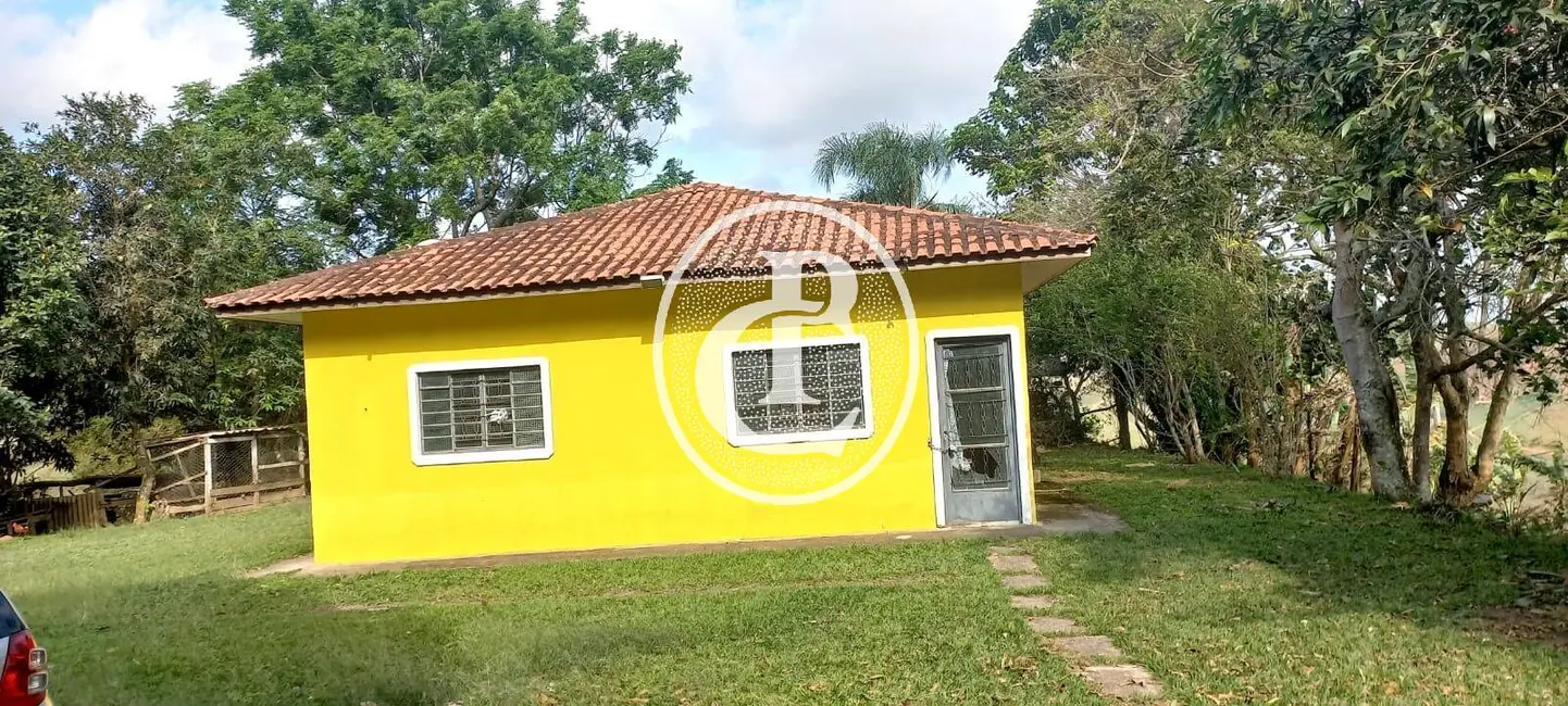 Sítio / Rancho com 2 quartos à venda, 100m2 em Sao Jose Dos Campos - SP - imagem 9 Foto 9 de Sítio / Rancho com 2 quartos à venda, 100m2 em Sao Jose Dos Campos - SP