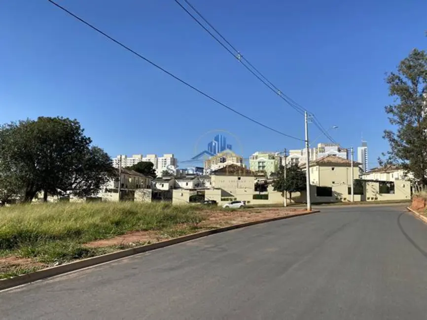 Foto 2 de Terreno / Lote à venda, 5756m2 em Parque Campolim, Sorocaba - SP