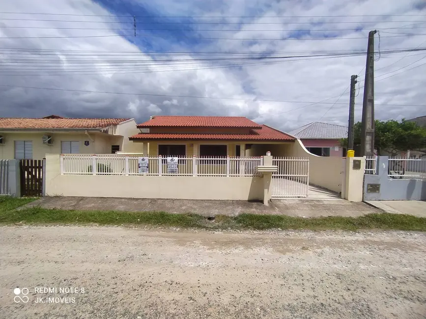 Foto 1 de Casa com 4 quartos à venda, 360m2 em Itapoa - SC